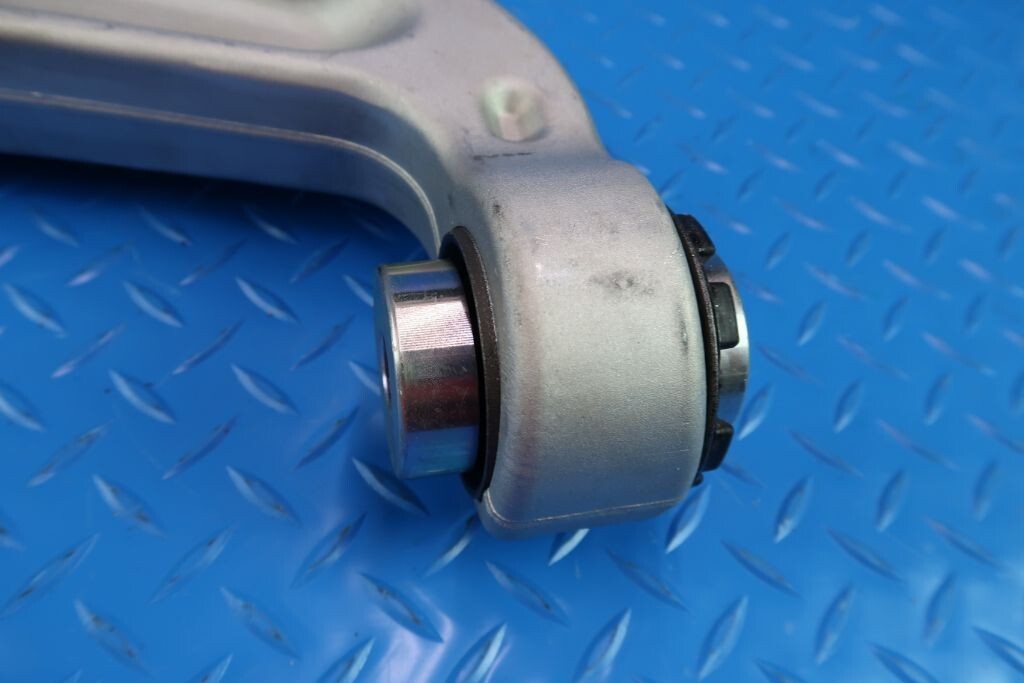 Maserati Ghibli Quattroporte right lower control arm #11227