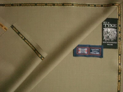 Tessuto adatto misto lana anni '20 in ""colore saggio"" MADE IN ENGLAND di metro