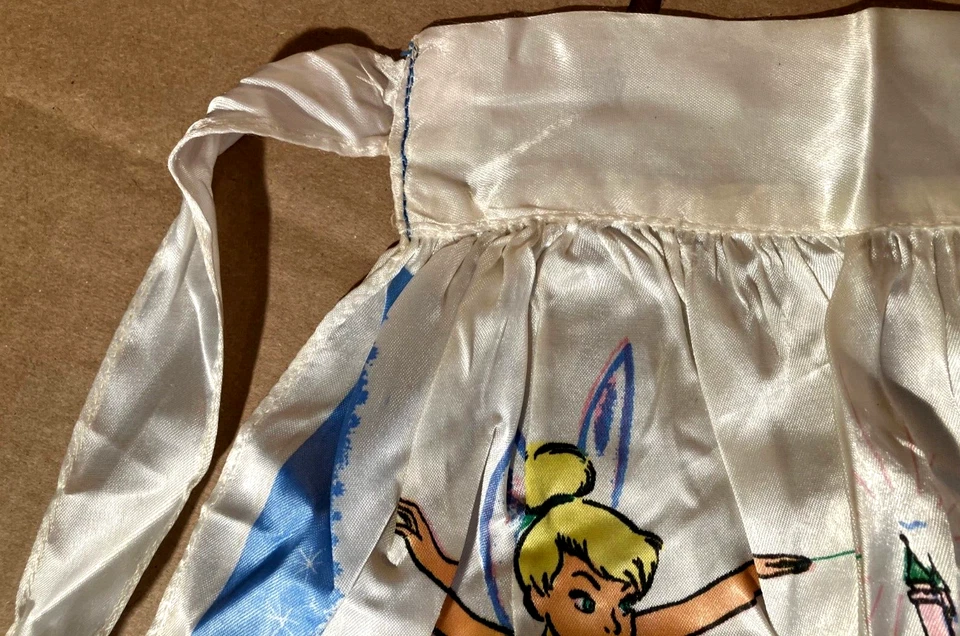 RARO/ÚNICO SEDA 1955-59 "Disneyland" Parque Recuerdo Delantal Infantil con Campana Foto 3 de 4