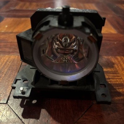 HITACHI OEM DT00841 LAMP FOR CPX200/300/400 AND DUKANE IMAGE PRO New In Box