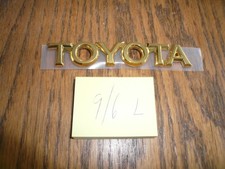 Fits Toyota Gold Emblem - Vintage - Nos - Box B 96 L