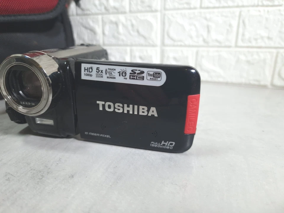 Toshiba Camileo H30 Full HD Digital Still Camera Video Camcorder - Black - Image 4 of 4