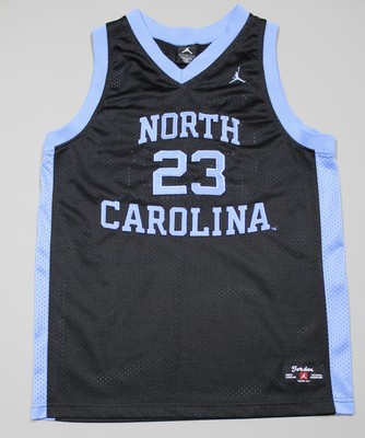 North Carolina Tar Heels Jersey Youth Large 23 Michael Jordan NCAA