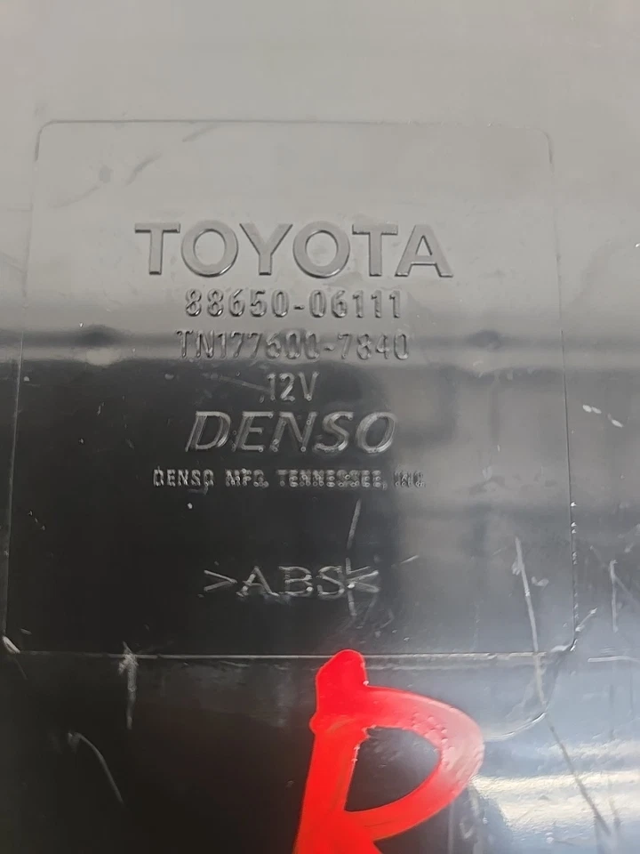 07-11 TOYOTA CAMRY AC TEMPERATURE AMPLIFIER CONTROL MODULE 88650-06111 OEM UNIT - Image 2 of 4