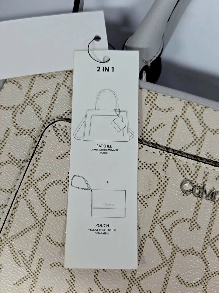 Bolso de mano mediano para mujer Calvin Klein con bolsa logotipo CK vainilla/paloma Foto 2 de 4