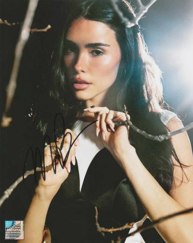 Madison Beer/ Singer Songwriter, Grammy, Sexy Autograph 8x10 matte W/COA