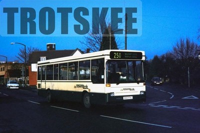 35mm Dia County Dennis Dart Plaxton K413FHJ Loughton 1994 Original
