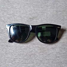 Ray-Ban RB2140 Wayfarer Sunglasses Black Plastic Frame Green Tinted Glass Lens