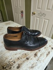 Men's Allen Edmonds Oak Street Black Leather Cap Toe Shoes With Dainite Soles...