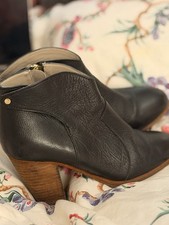 Boden Black Leather Boots Size 4, Hardly Worn Excellent Condition!