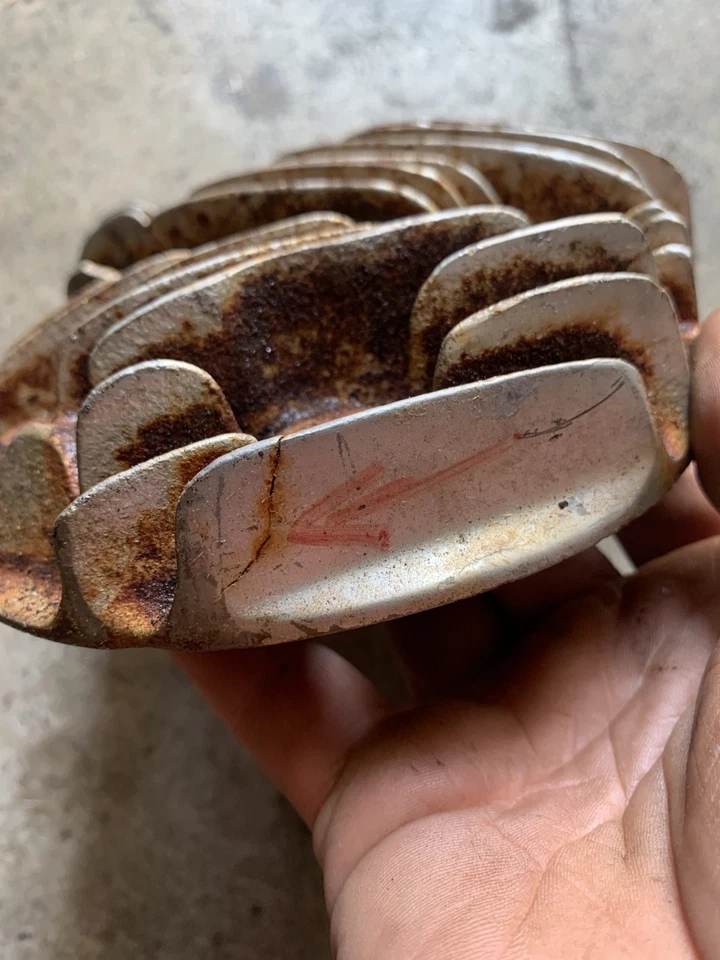 Culata trasera de hierro fundido de 2 barras Harley cabeza plana 45 WL G Servicar Foto 3 de 4