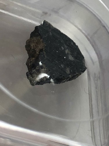 Lunar Meteorite Rare NWA 6355 Achondrite NWA 6355, 0.450 gram - Picture 5 of 22