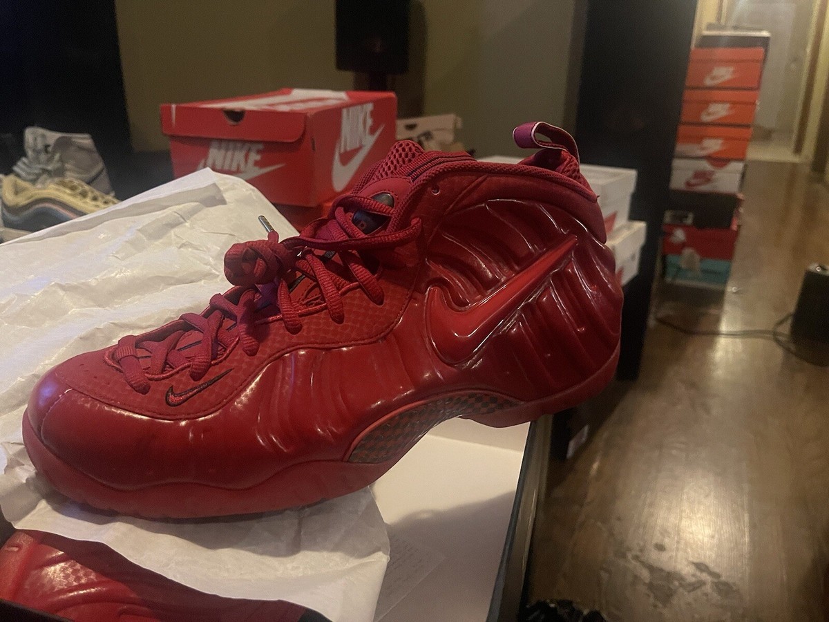 nike foamposite red october 2018