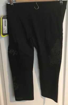 $109 CEP Women s Compression Run 3/4 Compressio Tights - Size IV  Black
