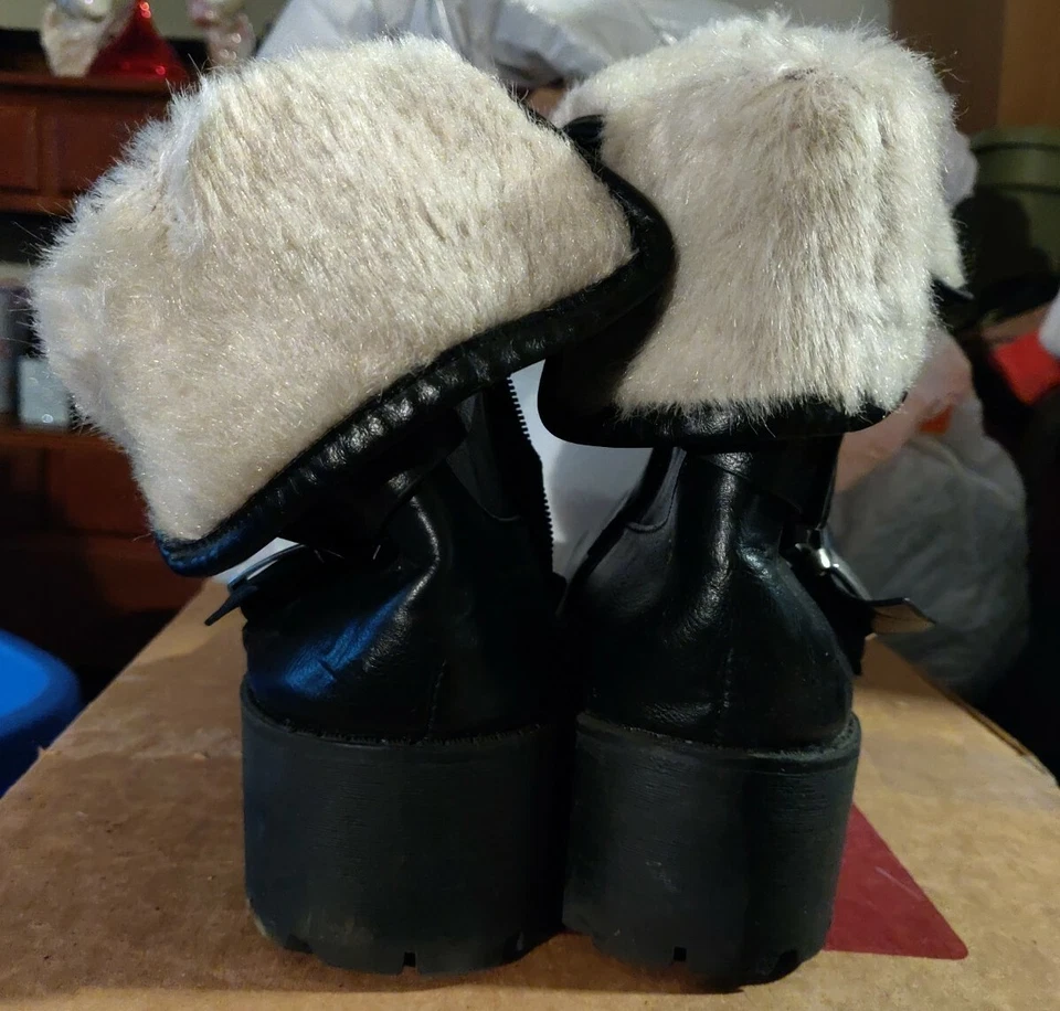 Shiekh Low Heel Faux Fur Ankle Vegan Leather Boot  Black 9 - Image 3 of 4