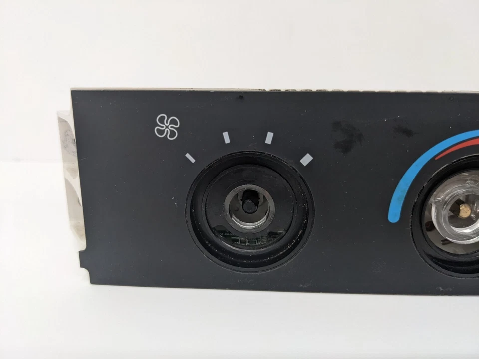 08-17 Chevy Express Gmc Savana 2500 3500 Ac Heater Climate Control 84288985 - Image 3 of 4