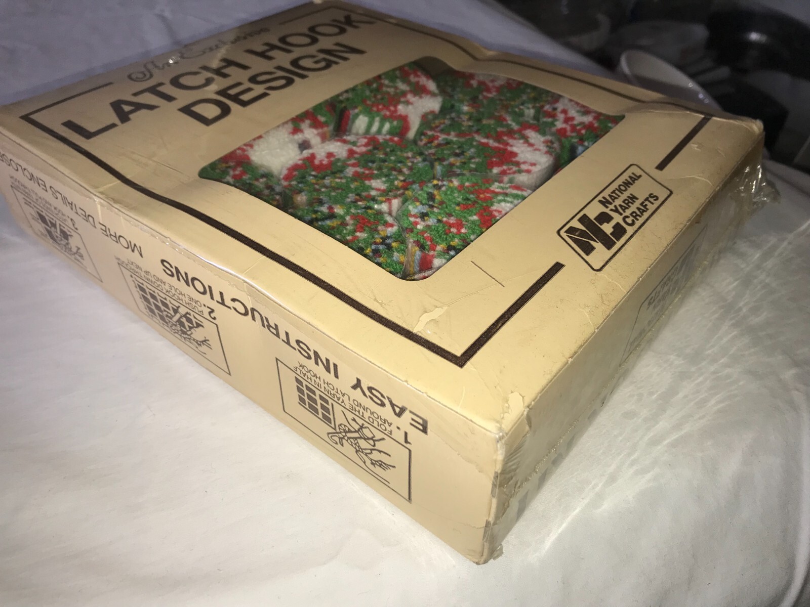 NOS 1986 NATIONAL YARN CRAFTS XR64 Christmas HAT'S OFF TO SANTA Latch Hook Kit