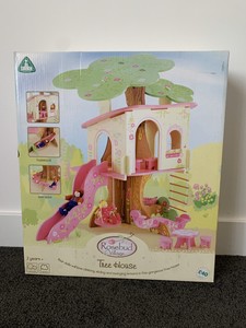 rosebud village treehouse