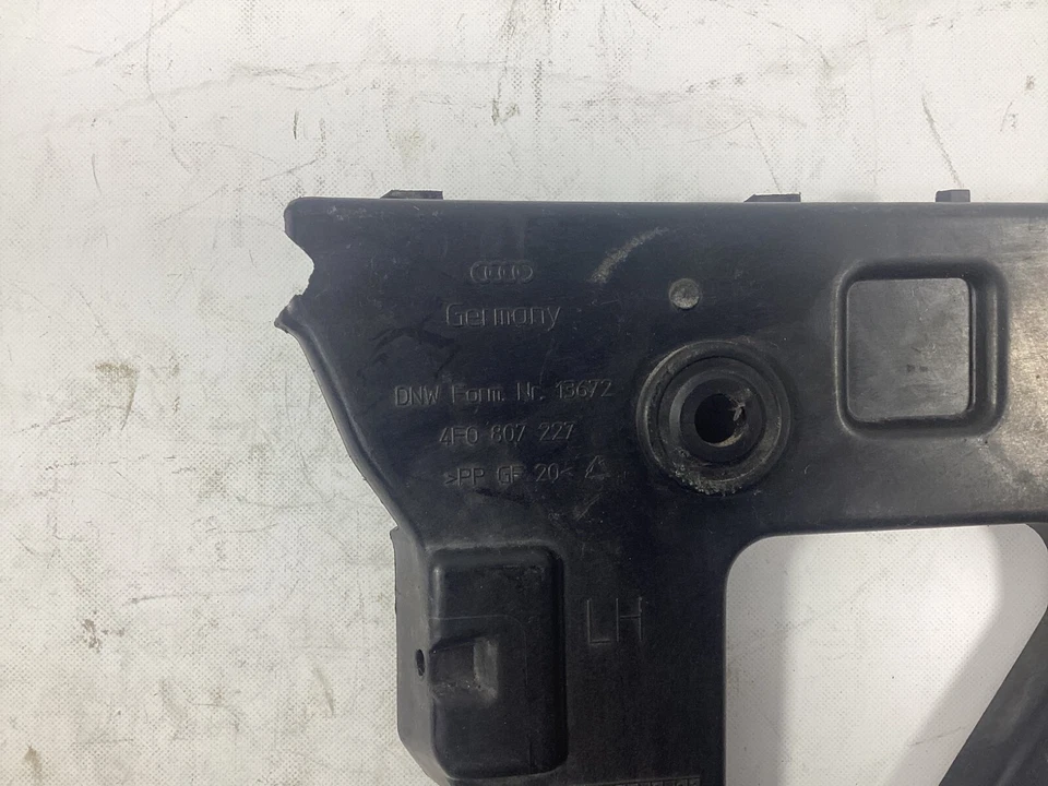 PARAGOLPES DELANTERO IZQUIERDO AUDI A4 A6 2005-2011 4F0807227 OEM. Foto 3 de 4