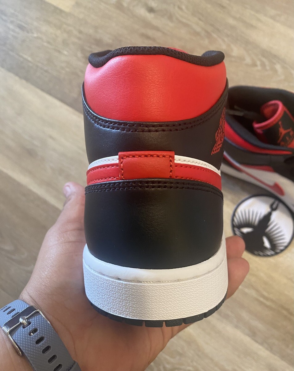 Nike Air Jordan 1 Mid 'Bred Toe' Black White Fire Red 554724-079