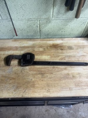 Walco Walworth 24'' inch Pipe Wrench Made in USA