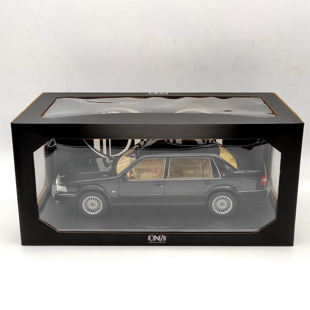 Volvo S90 Royal Level 3 1998 1:18 la nostalgie des grandes berlines