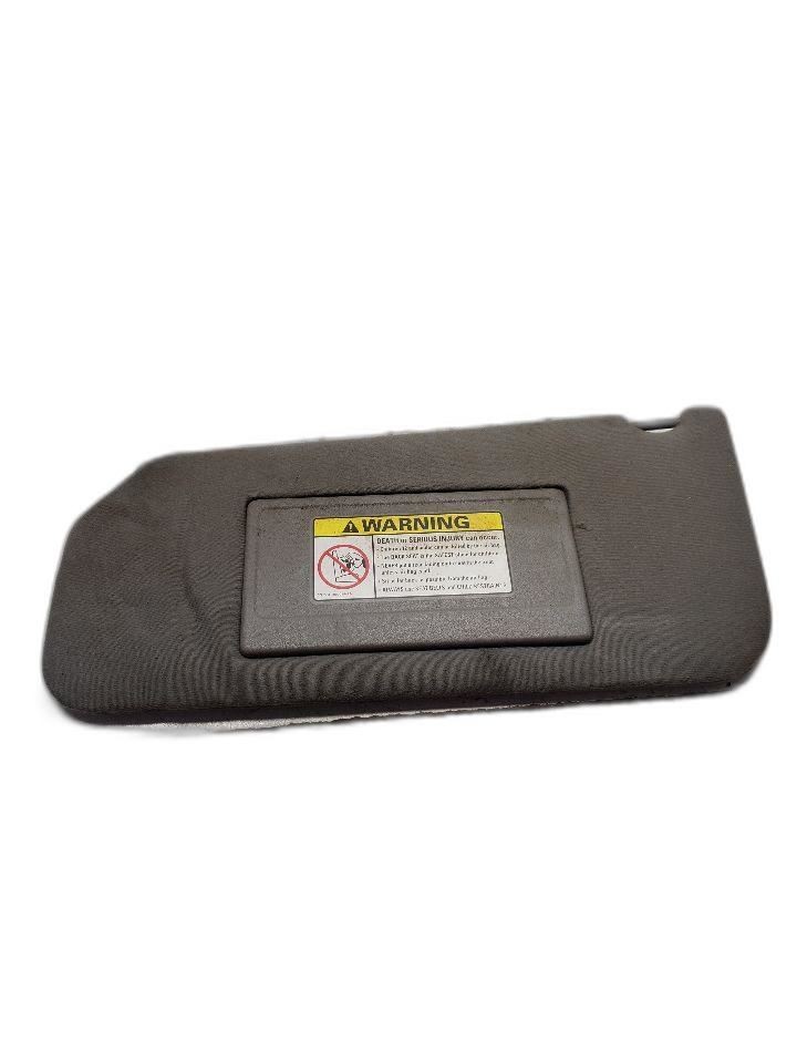 Driver Sun Visor Heritage Regular Cab XL Fits 02-04 FORD F150 PICKUP 1259153