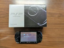 Sony PSP-3000 Piano Black Complete #s Matching Box, New Battery, 1gb