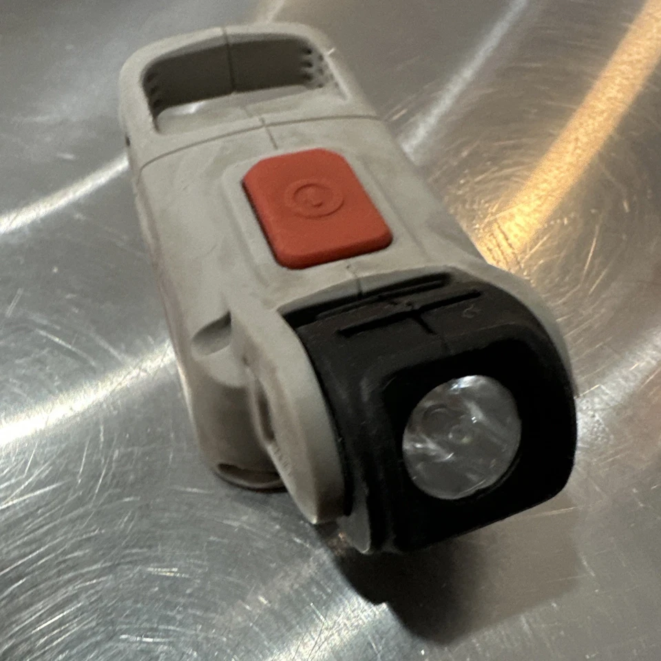 PORTER 电缆 PCC701 20 伏最大锂离子 LED 手电筒工作灯工具仅限 — 第 2/4 张图片