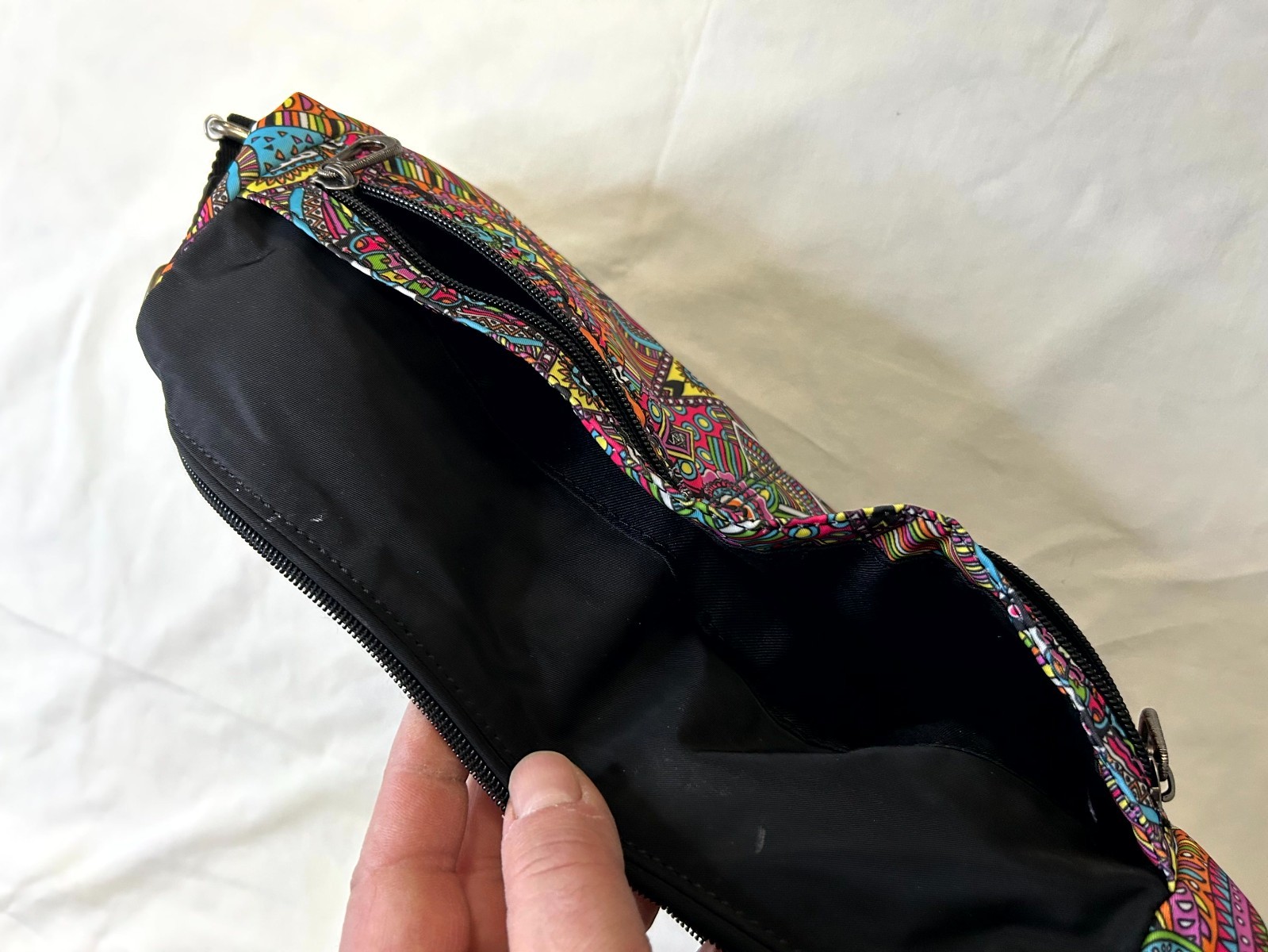 Sakroots Wanderlust Geometric Llama Basic Crossbo… - image 4