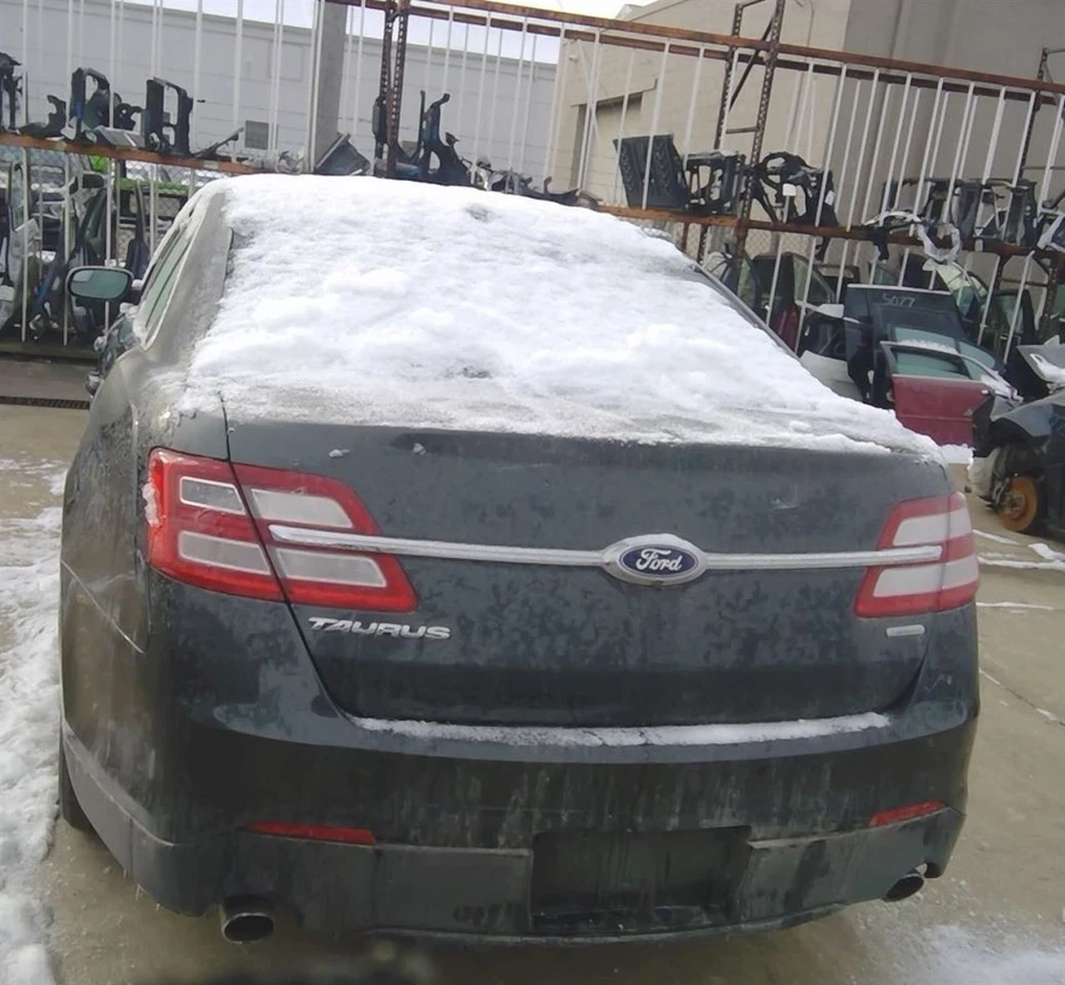 2016 Ford Taurus Front Driver Left LH Door Trim Panel in Tan - Изображение 4 из 4