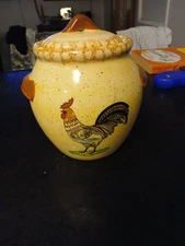 Vintage LTD Commodity Rooster Cookie Jar Kitchen Canister No Cracks 