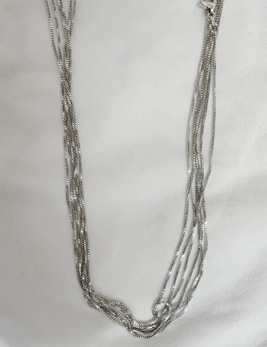 Only list for maurp5128 about the handding and silver chains