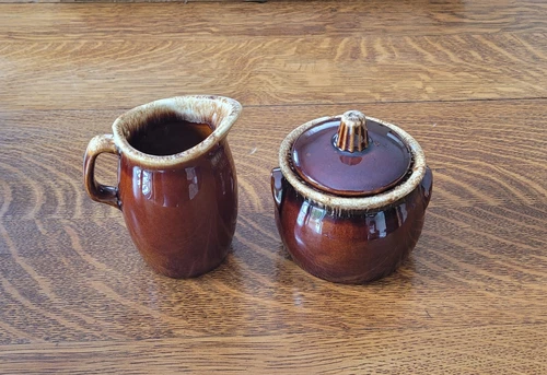 Vintage HULL POTTERY USA Brown Drip Glaze Sugar Bowl & Creamer NO CHIPS