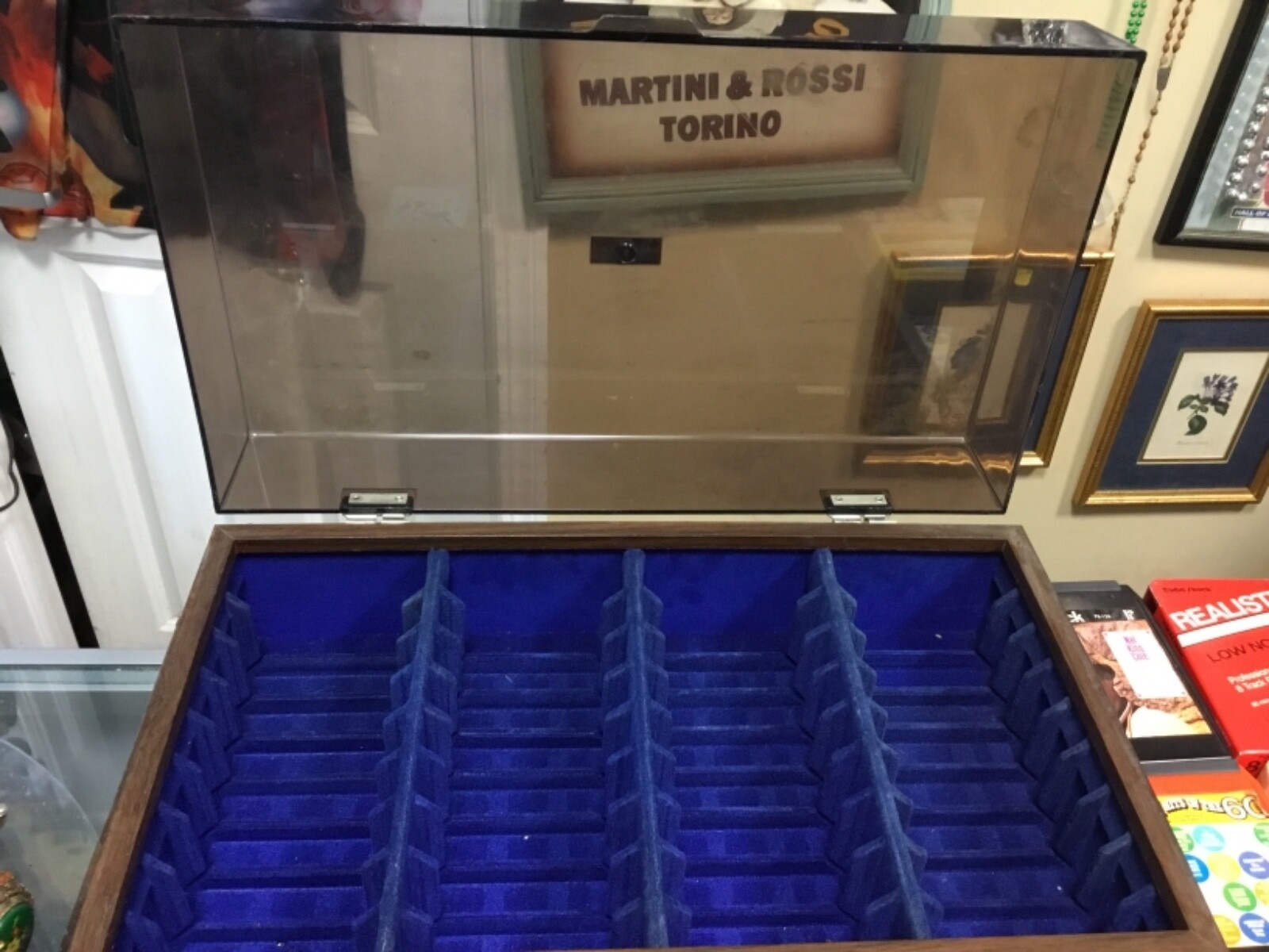 8 Track Cartridge Tapes with Vintage Carrying Case Lot 25 Tapes