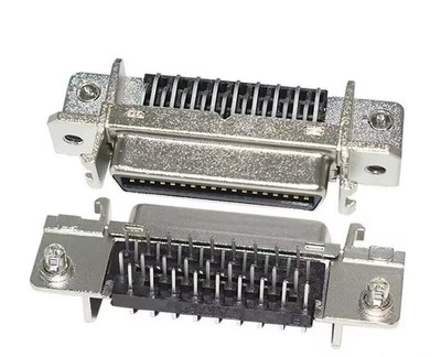 2PCS  TE   4-2232516-1  CONN SCSI RCPT 36POS R/A SOLDER .NEW . DHL