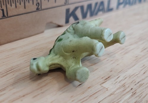 Jurassic Park Series 2 Stegosaurus Hatchling, Small, 2,5""x1,5"" *Mostra l'uso - Foto 5 di 13