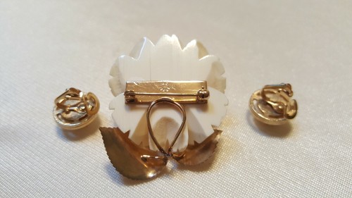 Broche Alice Caviness rosa y hojas pin-12KT GF y tono dorado clip rosa errores - Imagen 4 de 5
