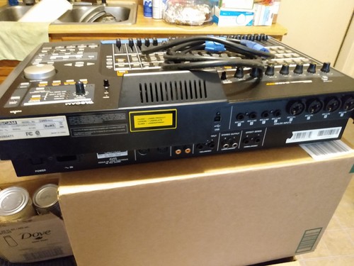 TASCAM Digital Portastudio 2488 NEO CD Writer/Burner - Picture 7 of 7