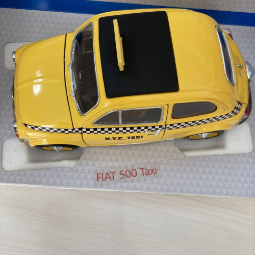 Bburago FIAT 500 タクシー 1/18 Bburago FIAT 500 タクシー 1/18 Bburago FIAT 500 Taxi 1/18 | eBay