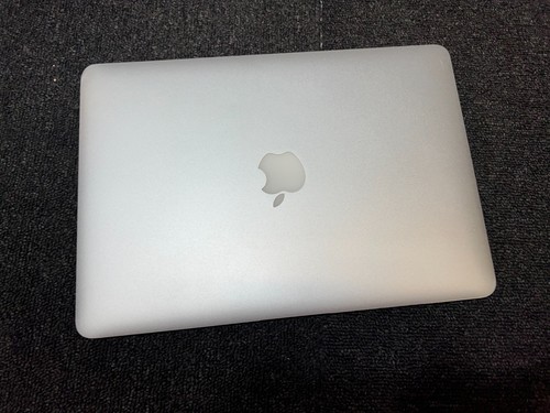 Apple MacBook Air 13", Intel Core i5, 1,3 GHz, 2013, 128 GB SSD, 4 GB RAM, A1466 - Zdjęcie 5 z 9