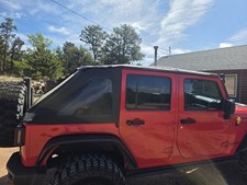 Jeep 07-17 Jku Road Ends Bestop Treck Top Used With Hardware In Good Condition Jeep 07-17 Jku Road Ends Bestop Treck Top Used With Hardware In Good Condition