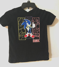 "Sonic the Hedgehog" boy's T-shirt size M  8 