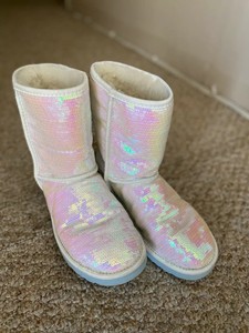 white sparkle uggs