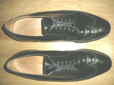 JOHNSTON & MURPHY  display picture 3