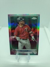 2022 Topps Chrome Sonic Aqua and Pink Pulse Refractor /199 Josh Donaldson #22