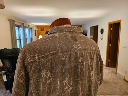 Silk Caribbean Hawaiian Shirt Men XL Tan Embroidered Palm Trees Aloha Very Nice! - Picture 6 of 14