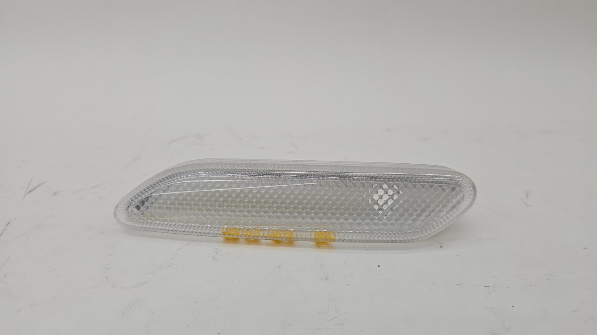 2011-2013 Mini Countryman R60 Right Side Indicator Clear Lens