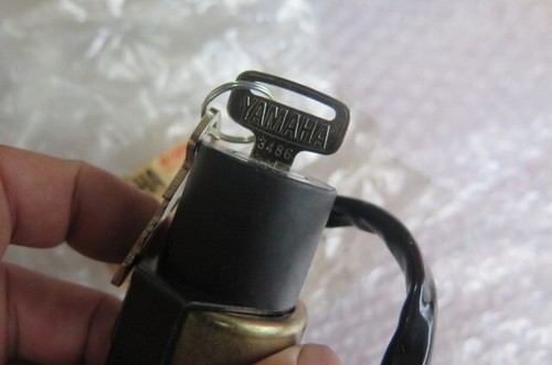 YAMAHA RX100 RX125 RS125 2 STROKES 1V1-82508-21 IGNITION SWITCH GENUINE NOS JP - Imagen 7 de 8