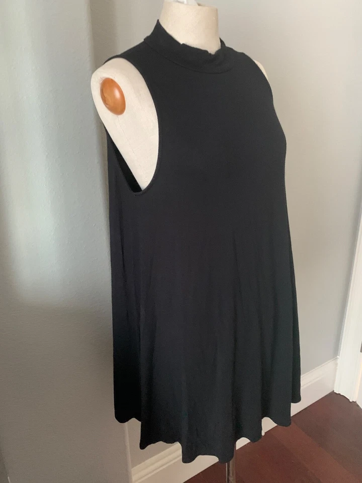 Soprano Black Jersey Knit Sleeveless Mock Neck Halter Dress M Stretch Flare LBD - Image 2 of 4